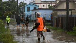 قوة إعصار ”بيريل” تشتد للفئة الخامسة في منطقة الكاريبي